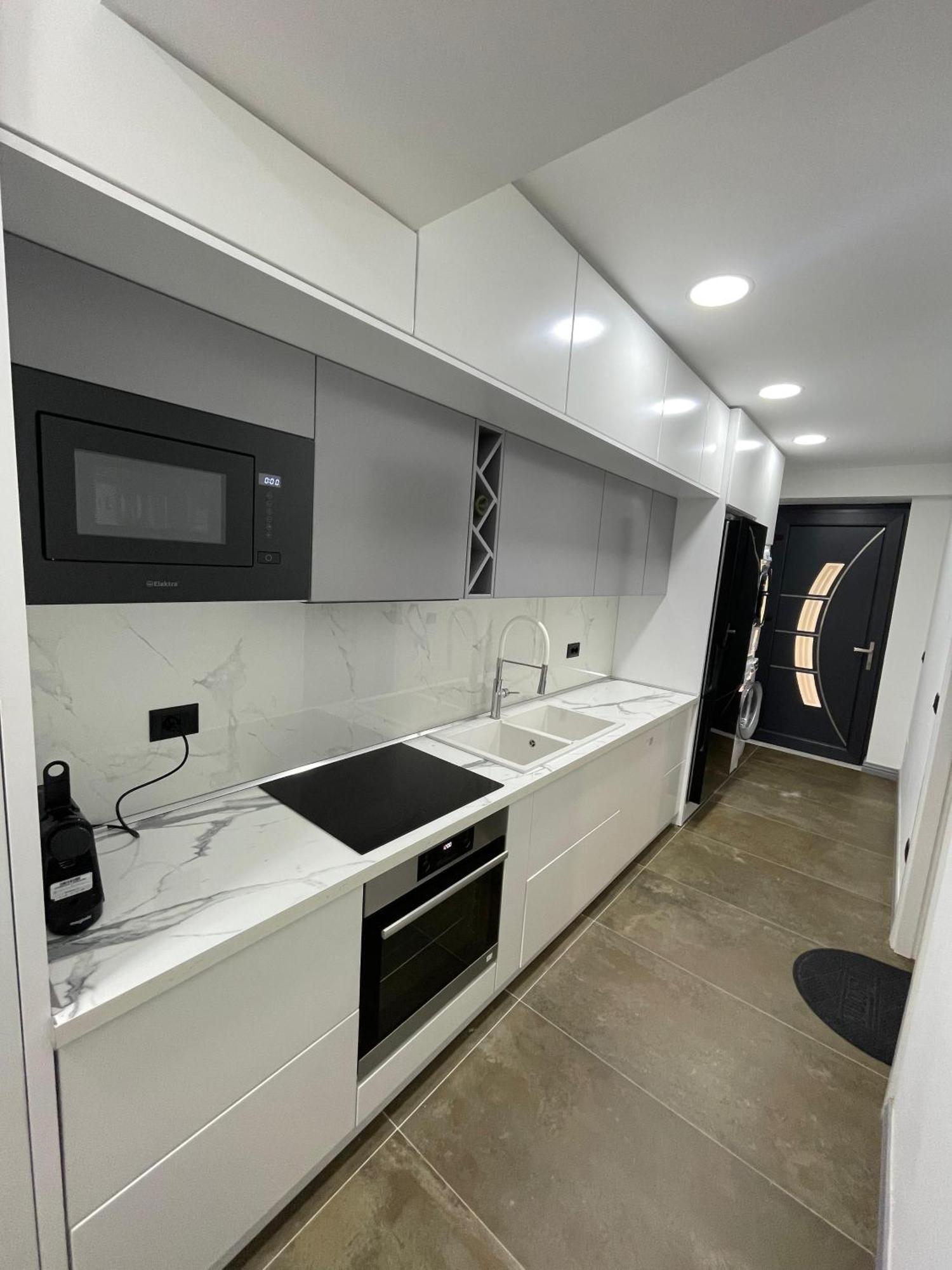 Home 12 Librazhd Bagian luar foto