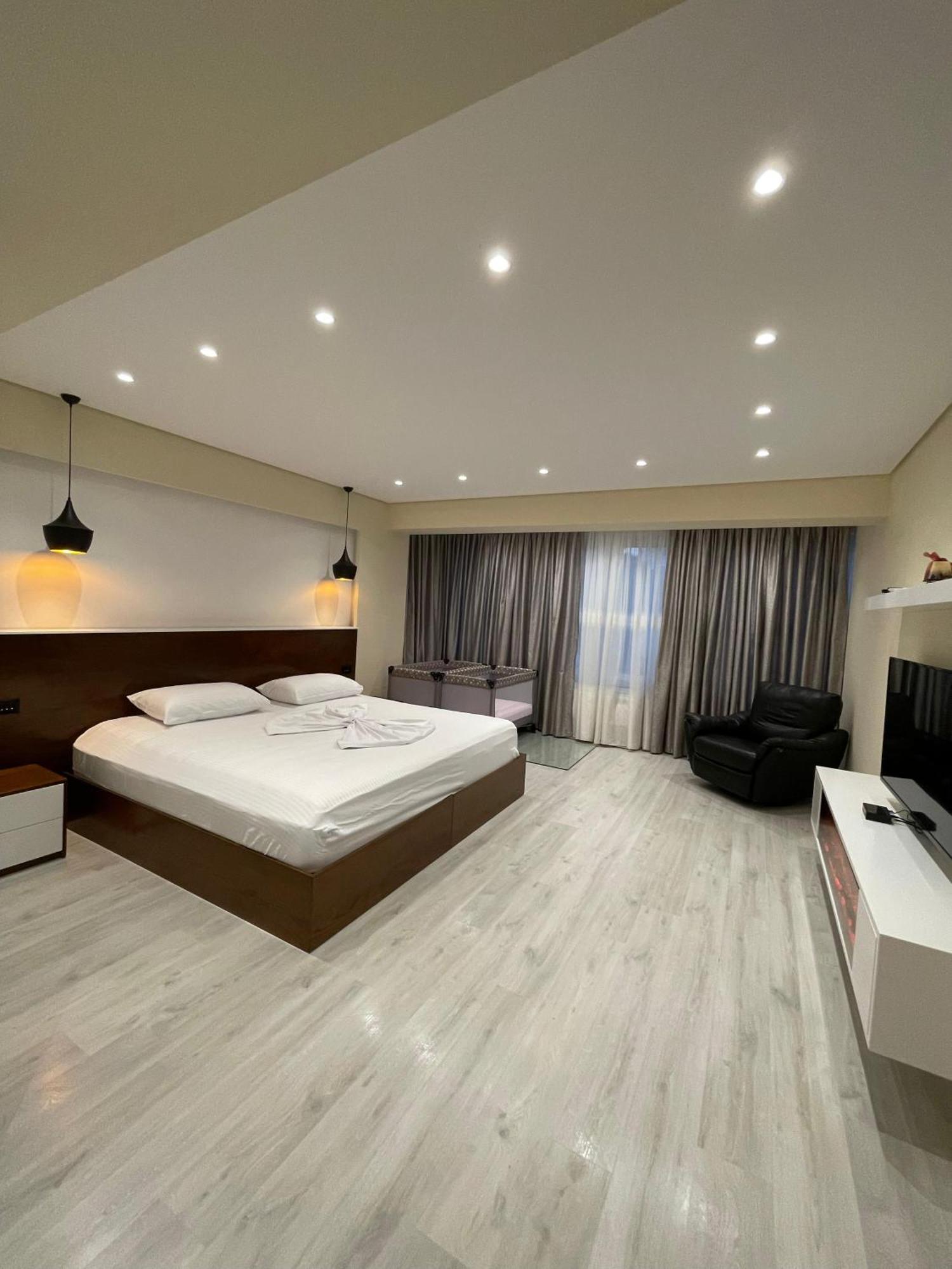Home 12 Librazhd Bagian luar foto